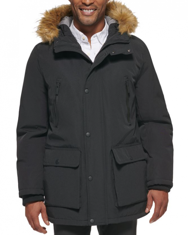 Jaket parka dengan aksen faux fur